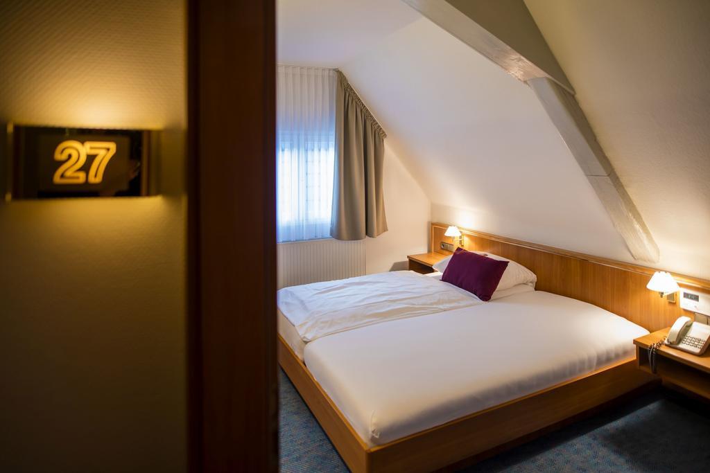 Parkhotel Tillmanns Eltville am Rhein Exterior photo