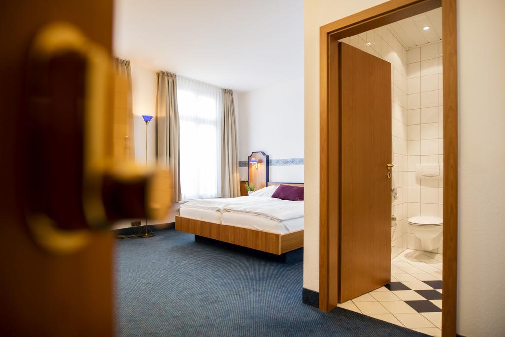 Parkhotel Tillmanns Eltville am Rhein Exterior photo
